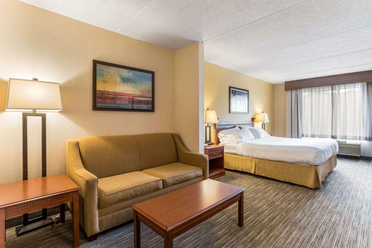 Comfort Inn & Suites Findley Lake Kültér fotó